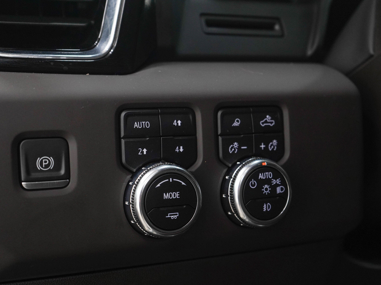 Used 2023 GMC Sierra 1500 Denali AWD/4WD image 25
