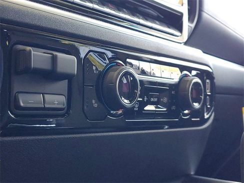 New 2025 Chevrolet Silverado 1500 RST image 29