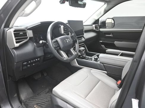 Used 2023 Toyota Tundra Limited w/ Power Package AWD/4WD image 19