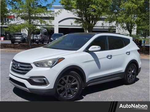 Used 2017 Hyundai Santa Fe Sport image 1