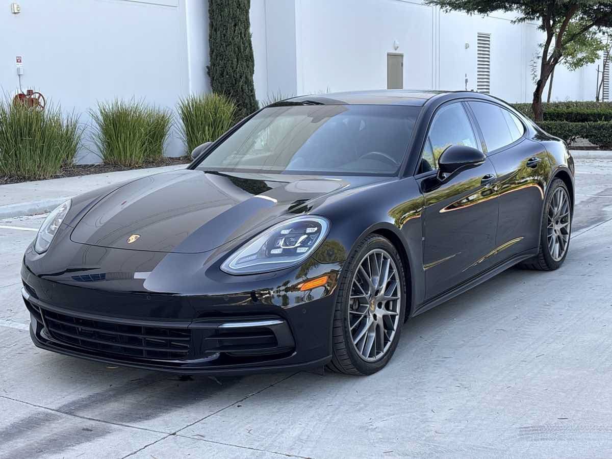 Used 2018 Porsche Panamera 4 AWD/4WD image 7