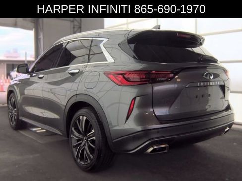Used 2022 INFINITI QX50 Luxe w/ Appearance Package FWD image 2