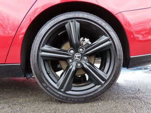 Used 2025 Honda Accord Sport image 9