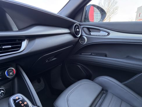 New 2026 Alfa Romeo Stelvio Sprint image 23