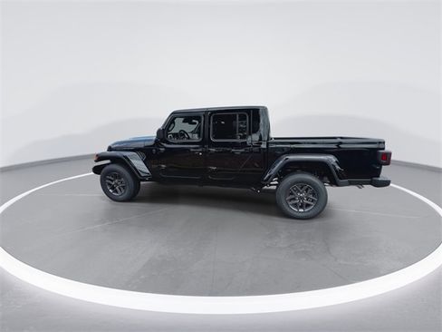 New 2025 Jeep Gladiator Sport image 6
