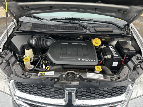 Used 2017 Dodge Grand Caravan SE w/ Power Window Group image 20