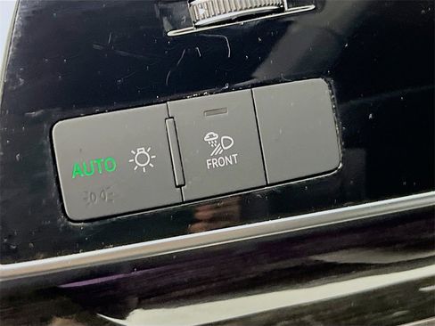 Used 2025 Audi Q7 3.0T Premium Plus image 10