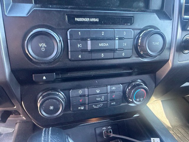 Used 2016 Ford F150 XLT w/ Equipment Group 302A Luxury AWD/4WD image 34