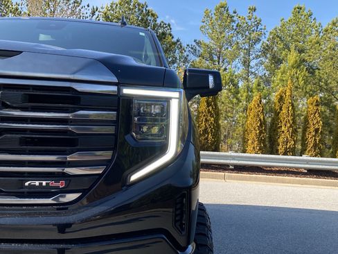 Used 2024 GMC Sierra 1500 AT4 w/ AT4 Premium Package image 40