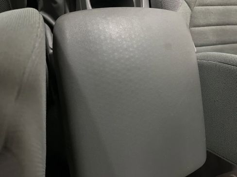 Used 2020 Nissan Frontier S image 14