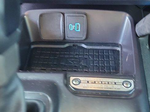 Certified 2024 Ford Bronco Wildtrak AWD/4WD image 29