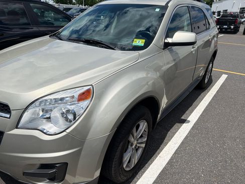 Used 2015 Chevrolet Equinox LT w/ Driver Convenience Package FWD image 6