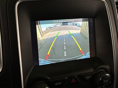 Used 2020 Dodge Durango SXT image 20