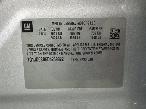 Used 2013 Chevrolet Sonic LT FWD image 13