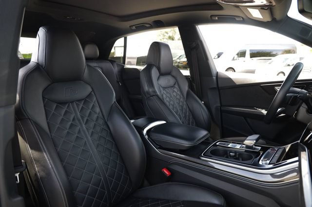 Used 2022 Audi SQ8 Premium Plus AWD/4WD image 19