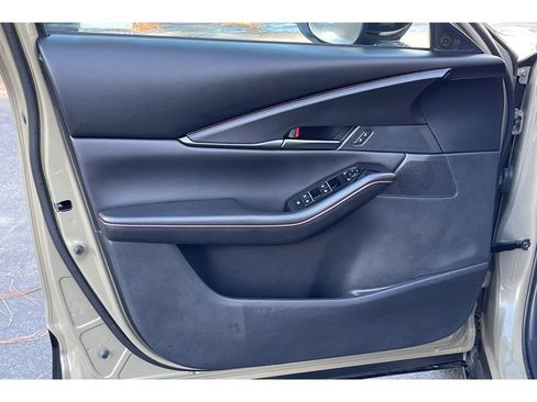 Certified 2024 MAZDA CX-30 Carbon image 12