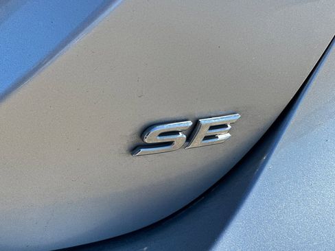 Used 2021 Toyota Camry SE FWD image 48