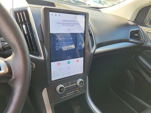 Certified 2024 Ford Edge SEL w/ Convenience Package AWD/4WD image 14