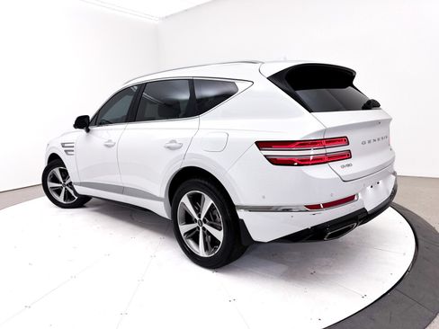 Used 2021 Genesis GV80 2.5T w/ Advanced Package 02 AWD/4WD image 2