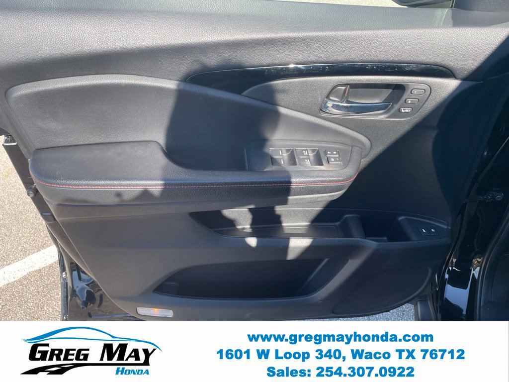 Used 2021 Honda Pilot Black Edition image 10