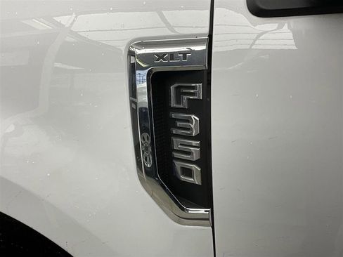 Used 2021 Ford F350 XLT w/ XLT Value Package image 22