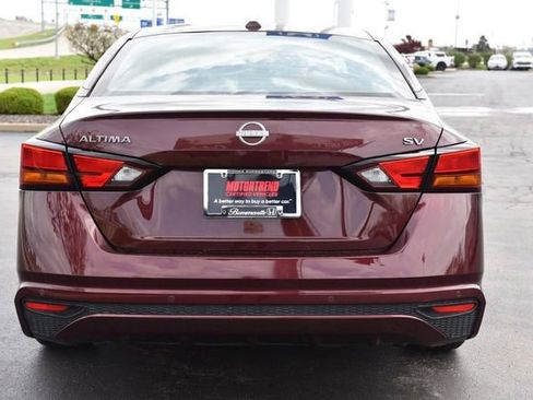 Used 2024 Nissan Altima 2.5 SV image 6