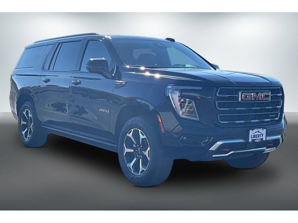 Used 2025 GMC Yukon XL AT4 w/ AT4 Premium Package AWD/4WD image 3