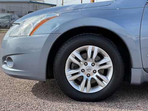 Used 2010 Nissan Altima 2.5 SL w/ SL Pkg image 5
