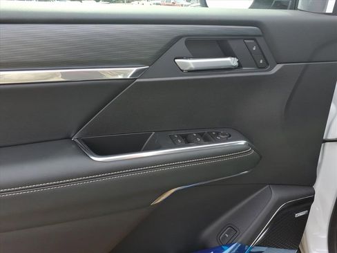 New 2026 GMC Acadia Elevation w/ Black Edition image 12