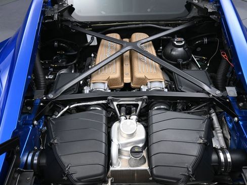 Used 2024 Lamborghini Huracan STO image 32