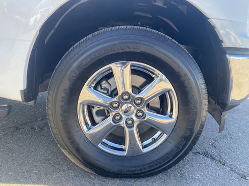 Used 2020 Ford F150 XLT w/ Equipment Group 302A Luxury image 10