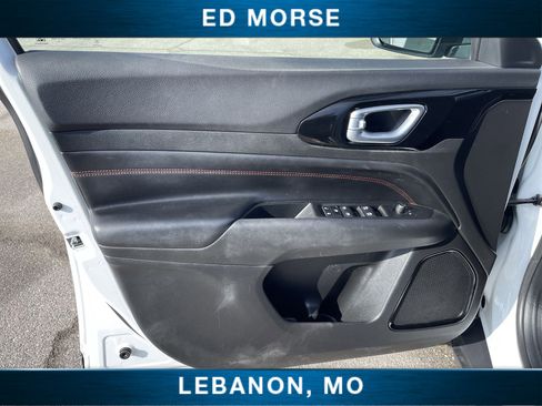 Used 2022 Jeep Compass Trailhawk w/ Trailhawk Convenience Group image 21