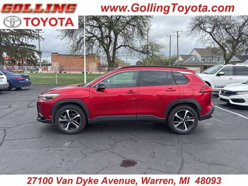 Used 2025 Toyota Corolla Cross AWD Hybrid image 1