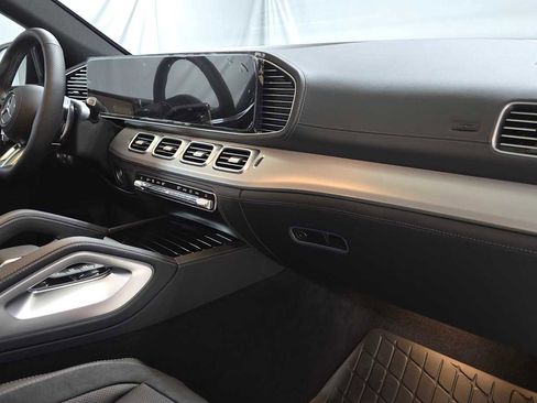 New 2026 Mercedes-Benz GLE 53 AMG 4MATIC Coupe image 11