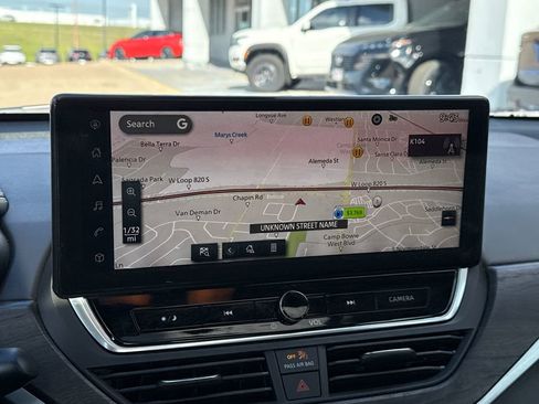 Used 2023 Nissan Altima 2.5 SV w/ SV Premium Package image 21