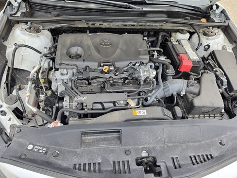 Used 2024 Toyota Camry XSE w/ Cold Weather Package image 9