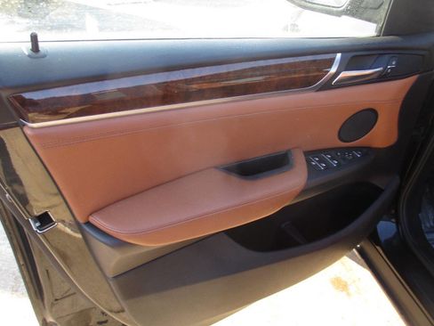 Used 2016 BMW X3 xDrive28i image 11