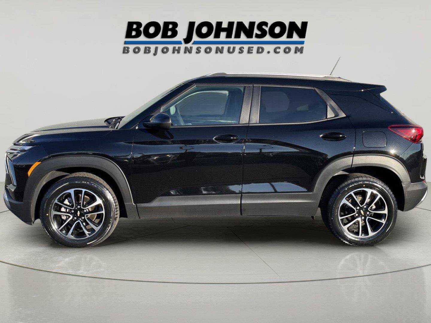 Used 2024 Chevrolet TrailBlazer LT w/ Driver Confidence Package AWD/4WD image 4