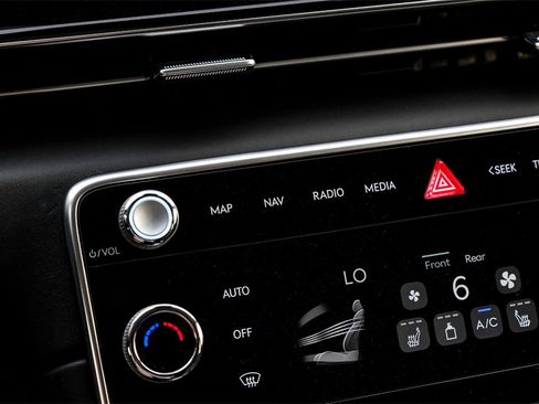 Used 2025 Genesis GV80 2.5T Standard image 27