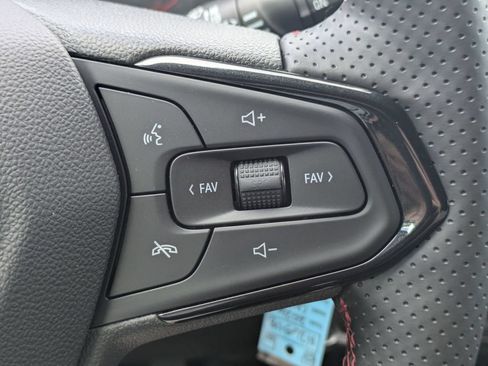 New 2026 Chevrolet Trax RS w/ Sunroof Package FWD image 14
