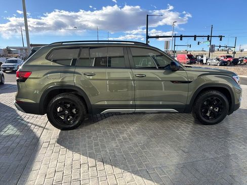 Used 2024 Volkswagen Atlas Peak Edition SEL image 8