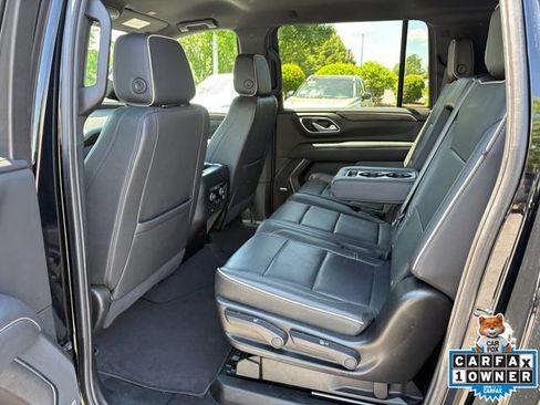 Used 2024 Chevrolet Suburban Premier RWD image 23