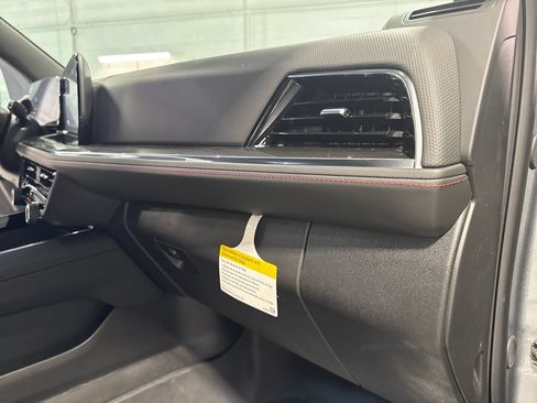 New 2026 Chevrolet Suburban RST w/ Comfort Package AWD/4WD image 35