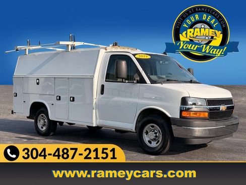 Used 2019 Chevrolet Express 3500 w/ Power Convenience Package RWD image 1