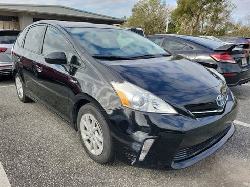 Used 2012 Toyota Prius V Three image 2