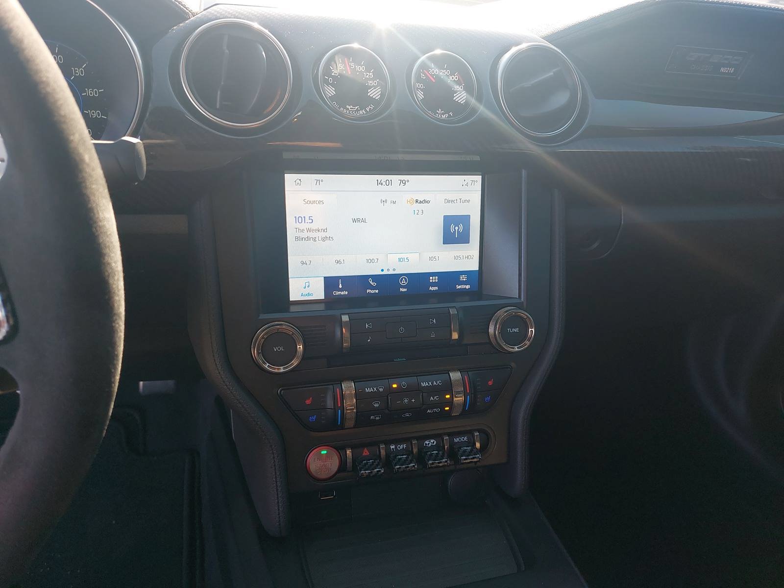 Used 2022 Ford Mustang Shelby GT500 w/ Technology Package RWD image 19