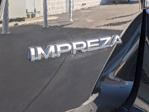 Used 2021 Subaru Impreza 2.0i Limited image 33