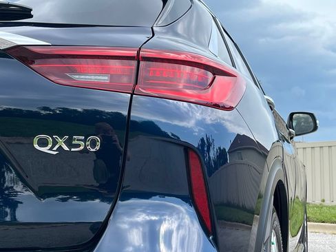 Used 2023 INFINITI QX50 Luxe AWD/4WD image 12