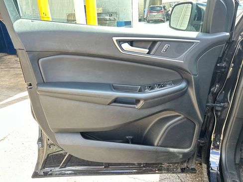 Used 2024 Ford Edge SEL AWD/4WD image 9