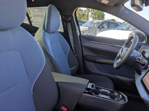 New 2026 Volvo EX30 Plus w/ Climate Package image 14